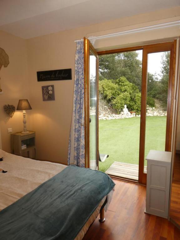 Chambre Le Mas D'Adelice Taulignan Eksteriør billede